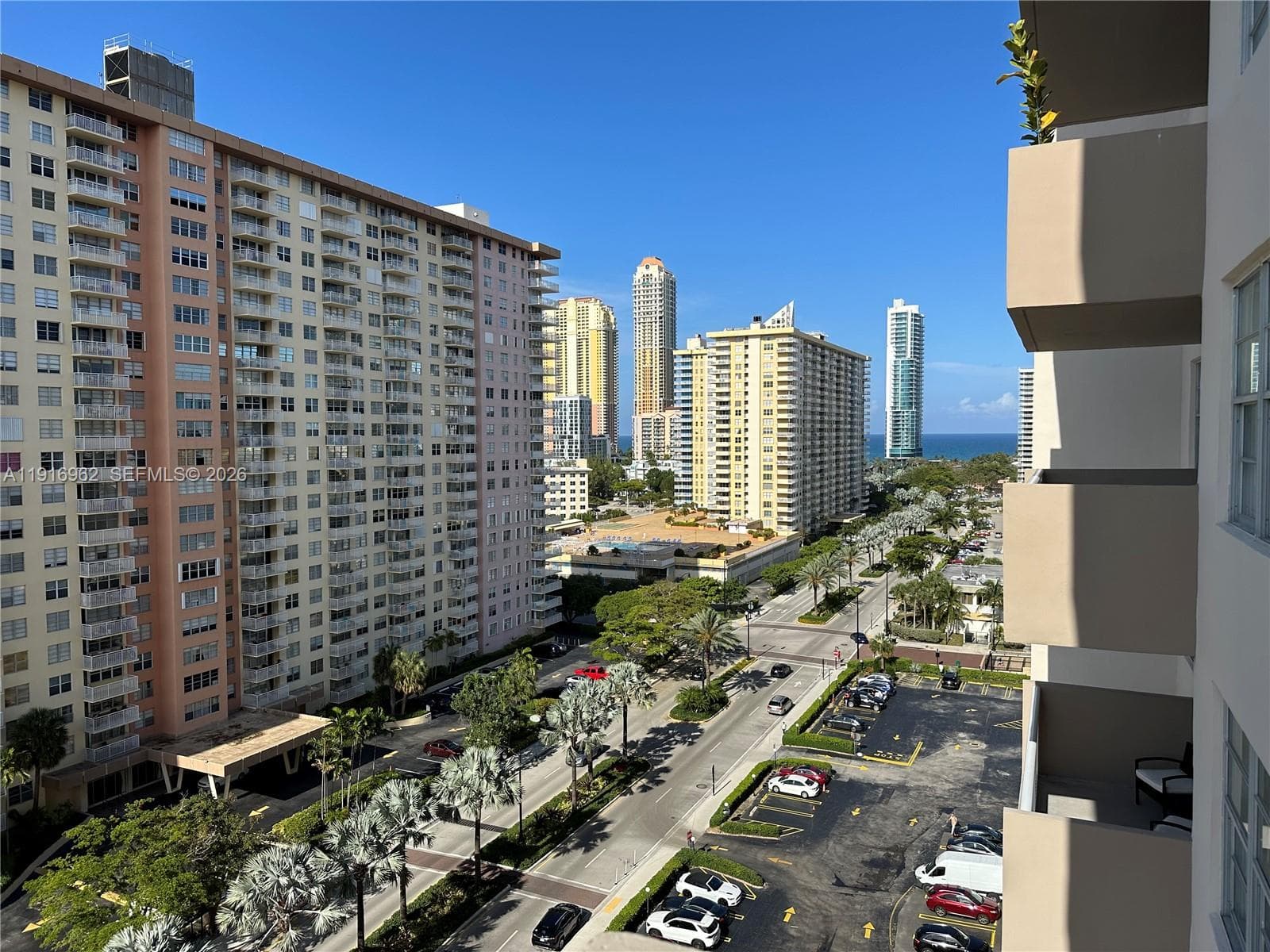 WINSTON TOWERS 100 · #1212 in Sunny Isles Beach - Photo 3