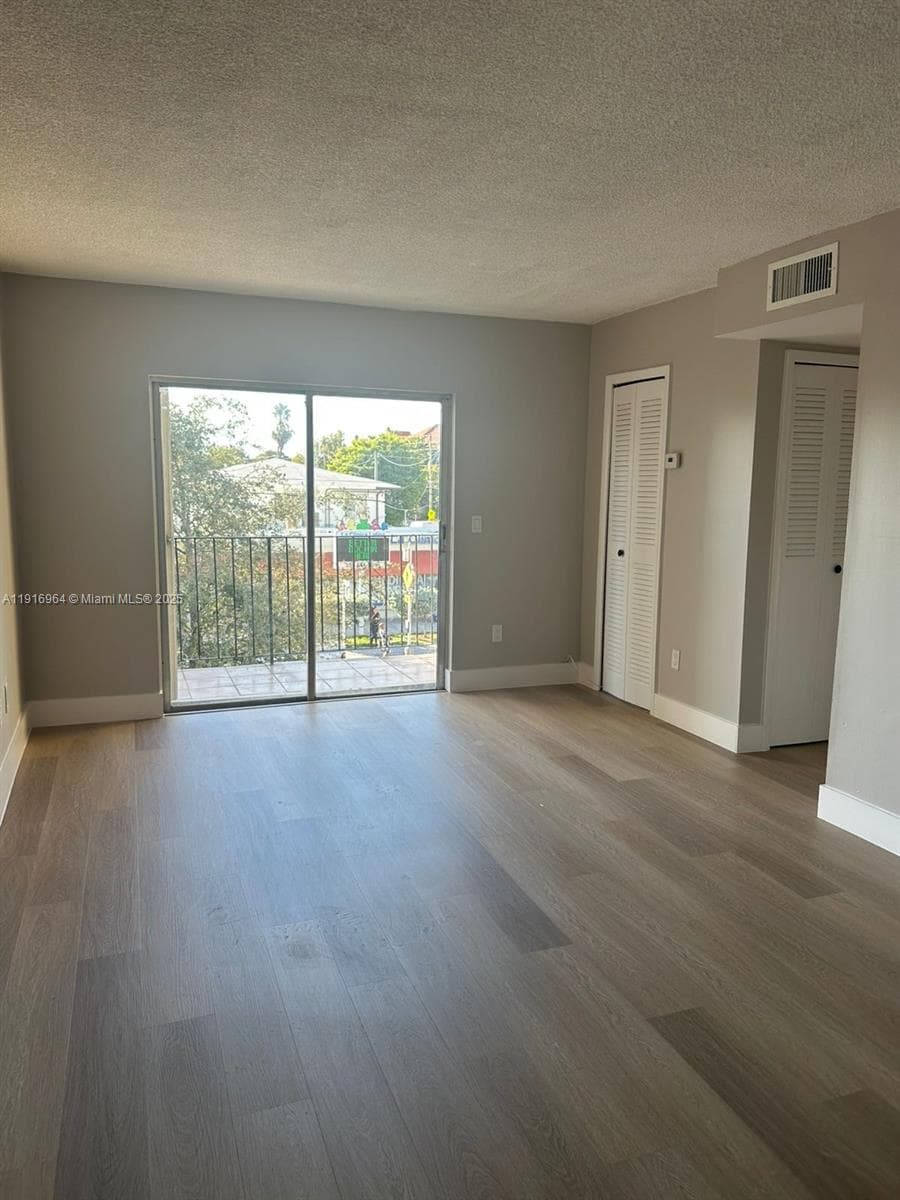 MIRAMAR TERRACE CONDO · #303 in Miami - Photo 5