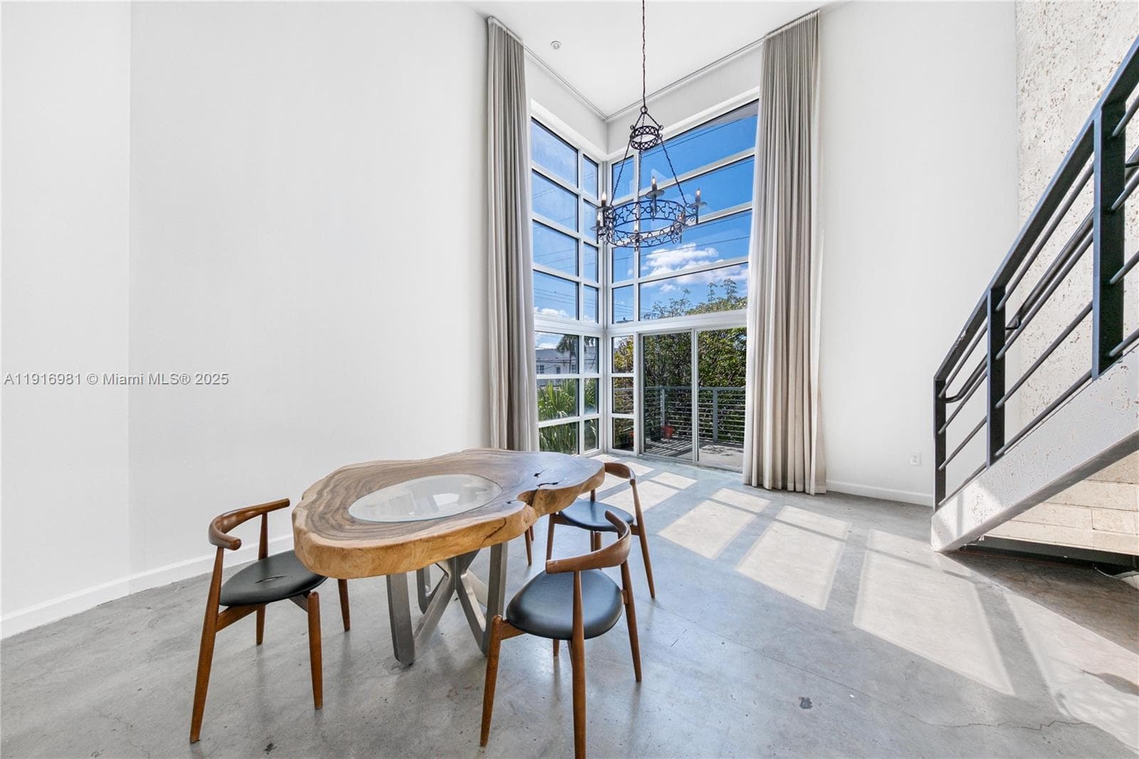 VILAMUR CONDO · #2 in Miami Beach - Photo 13