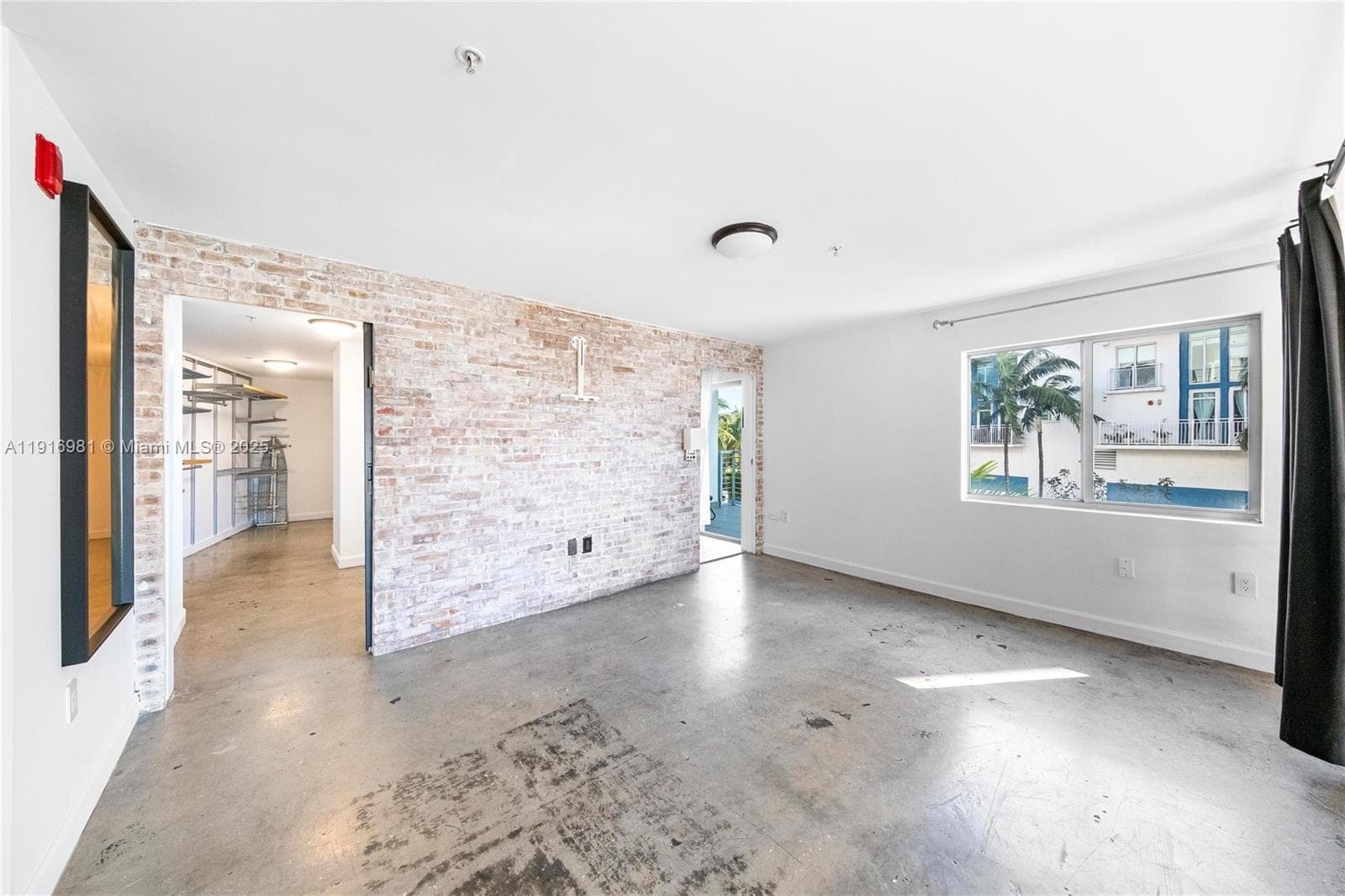 VILAMUR CONDO · #2 in Miami Beach - Photo 16