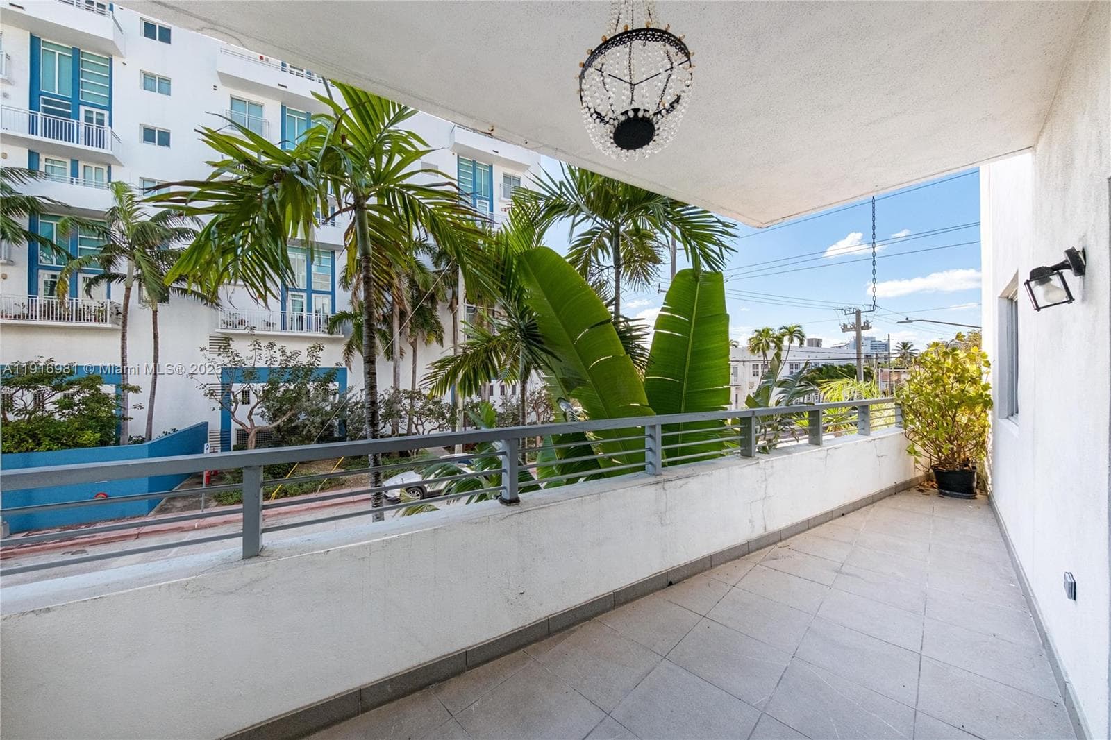 VILAMUR CONDO · #2 in Miami Beach - Photo 32