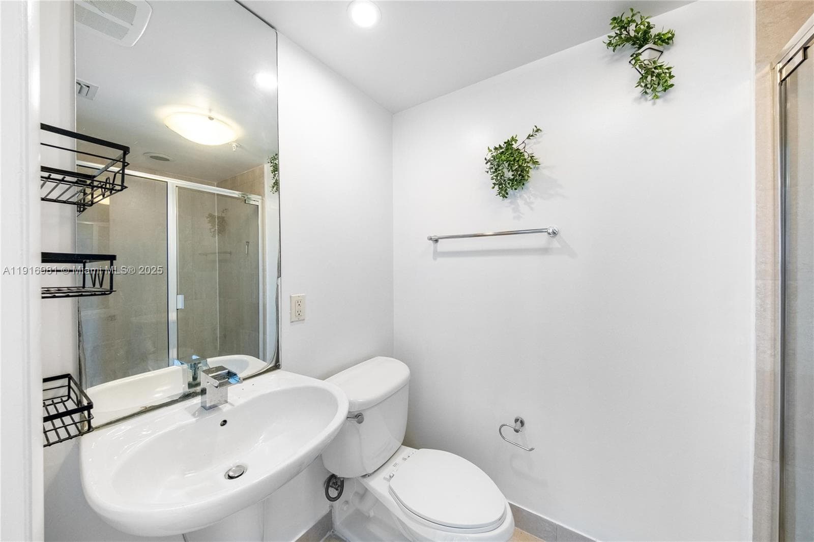 VILAMUR CONDO · #2 in Miami Beach - Photo 10