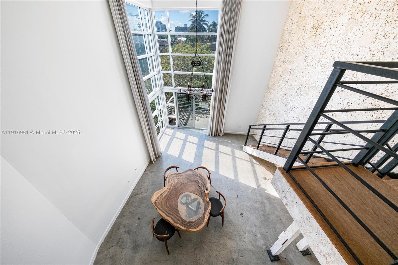 VILAMUR CONDO · #2 in Miami Beach - Photo 21
