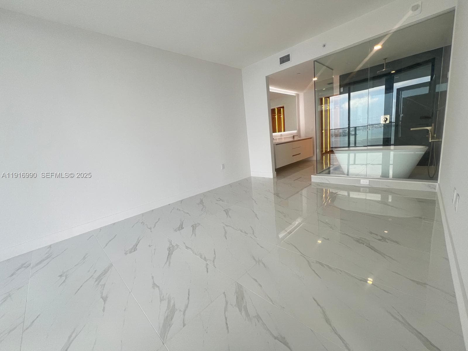 Aria Reserve · #3501 in Miami - Photo 15