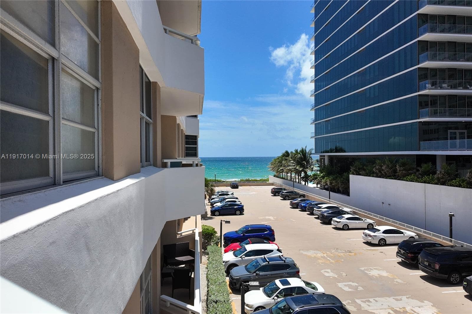 THE HEMISPHERES · #3A in Hallandale Beach - Photo 1