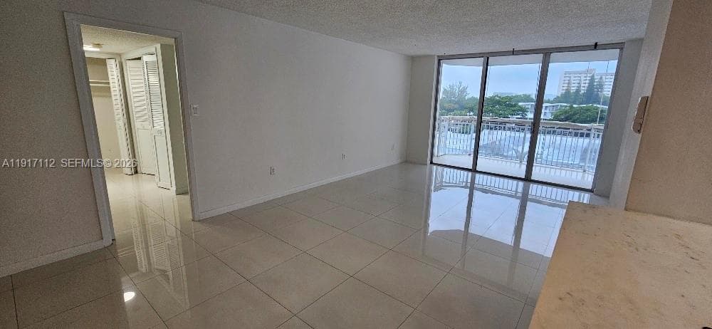 DEL PRADO MARINA · #402 in Aventura - Photo 7