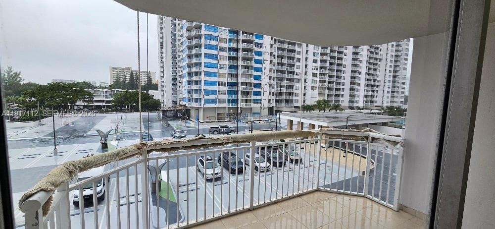 DEL PRADO MARINA · #402 in Aventura - Photo 19