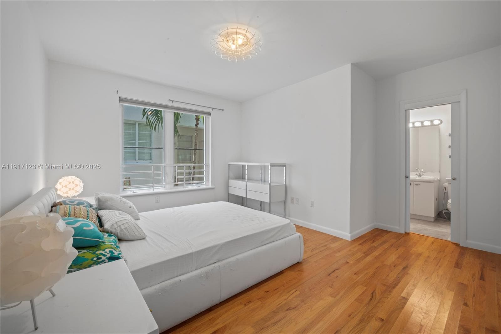 THE COCONUT OF SOUTH BEAC · #5 in Miami Beach - Photo 17