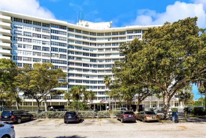 PARKVIEW POINT CONDO · #4D in Miami Beach - Photo 2