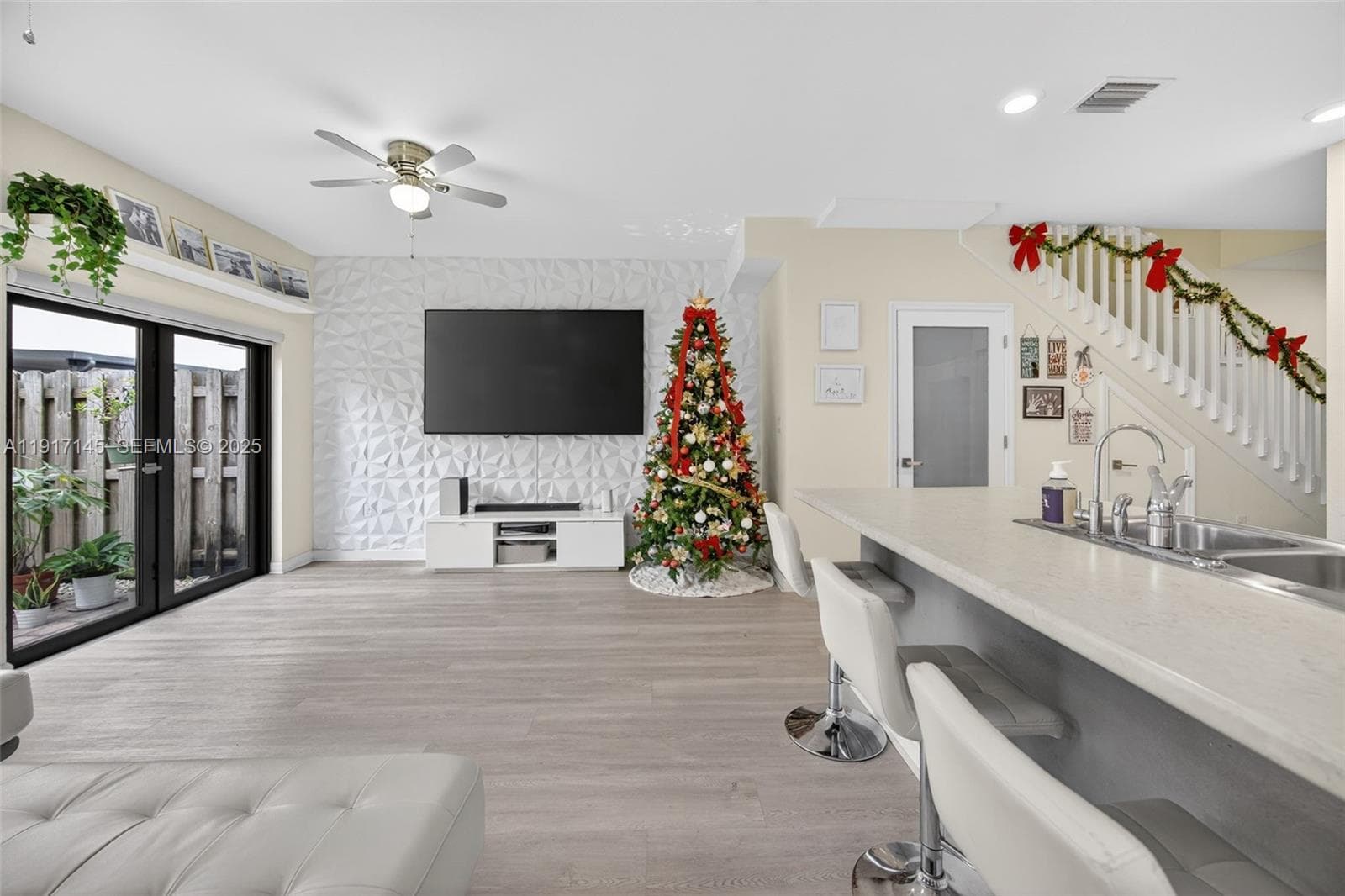 11527 SW 248th Ln photo 13