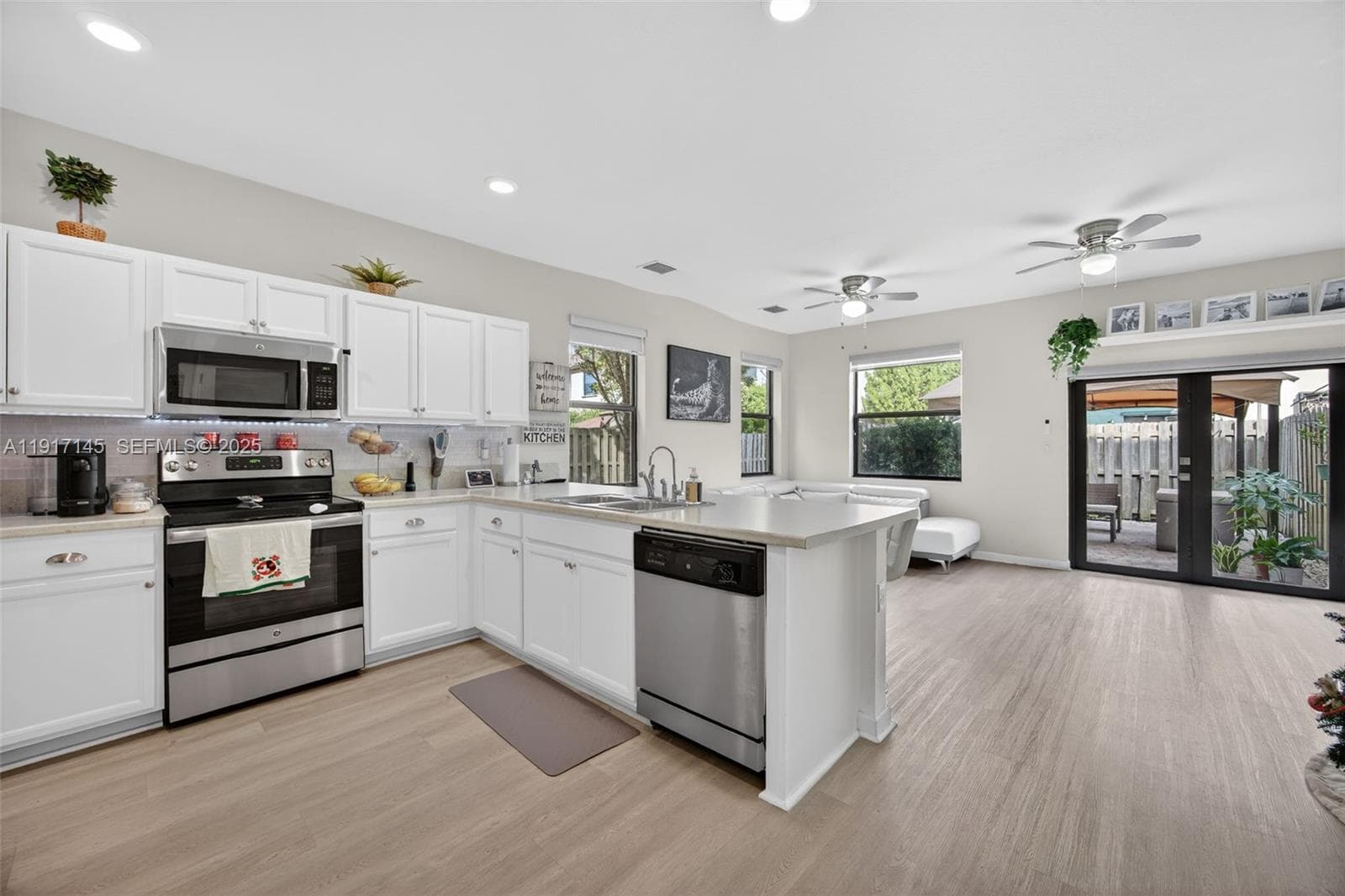 11527 SW 248th Ln photo 7
