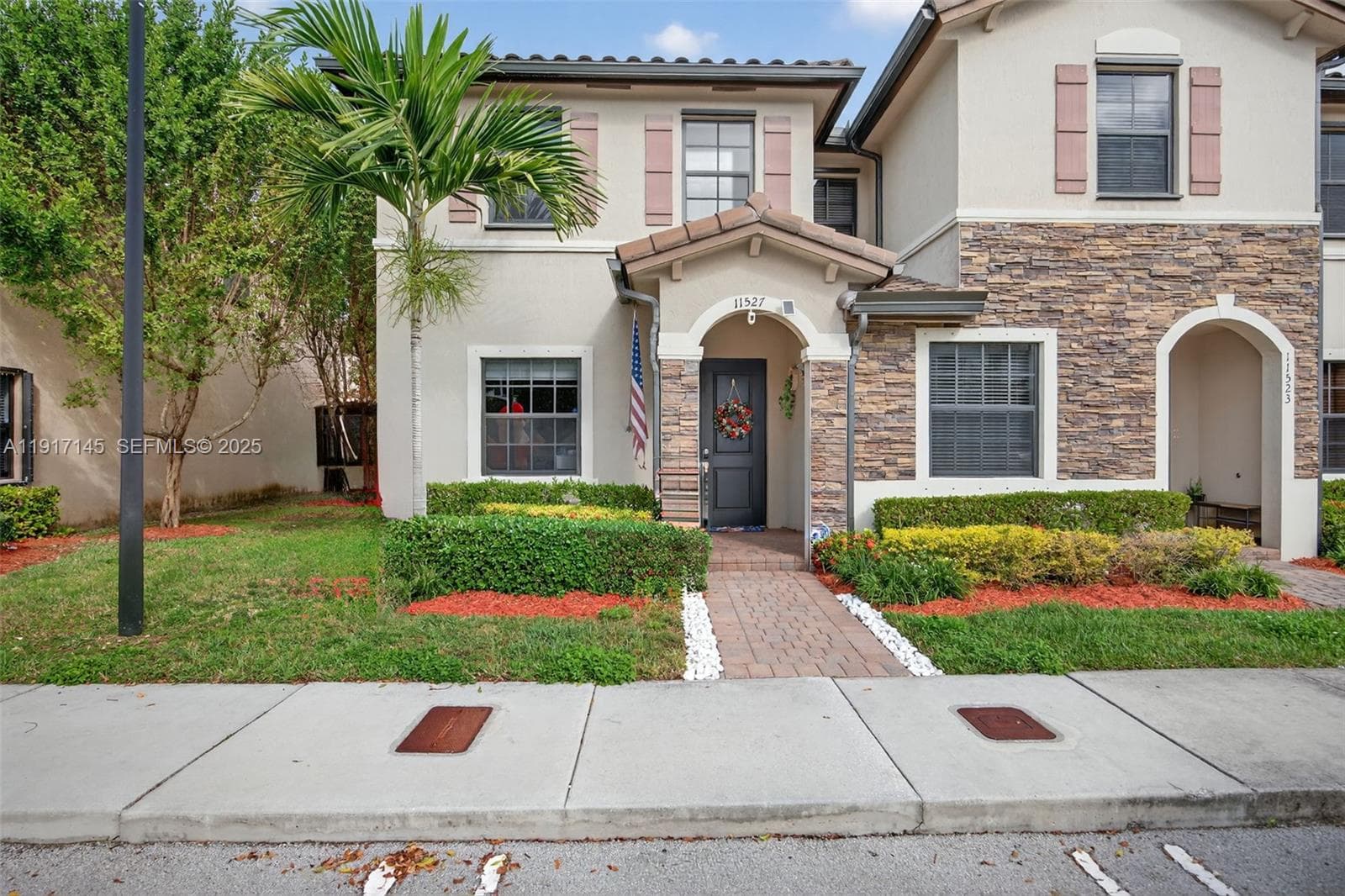 11527 SW 248th Ln photo 1