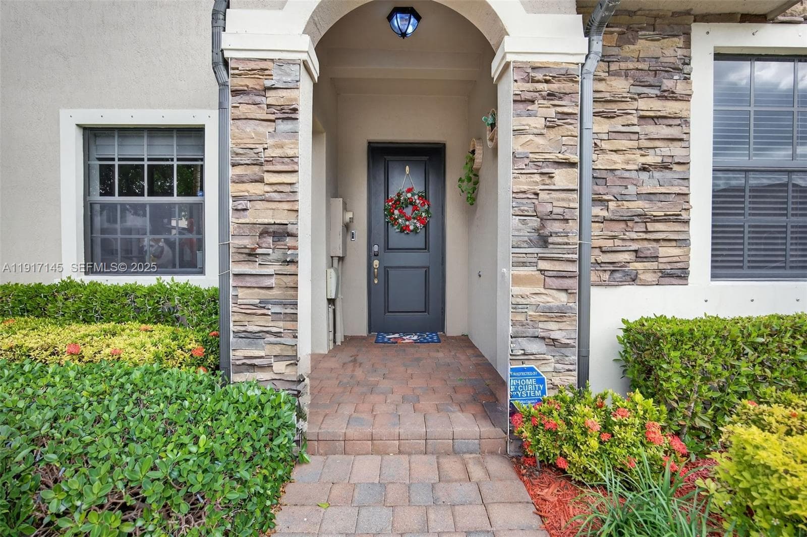 11527 SW 248th Ln photo 4
