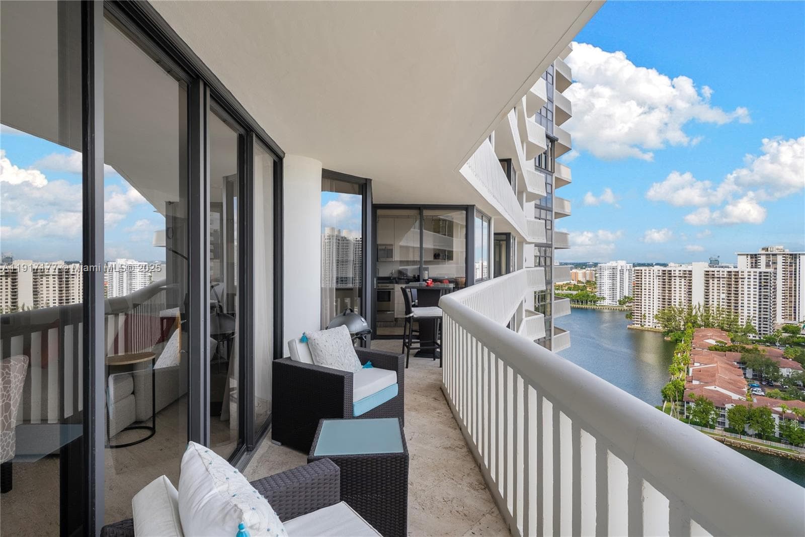 1000 ISL BLVD WILLIAMS IS · #2407 in Aventura - Photo 27