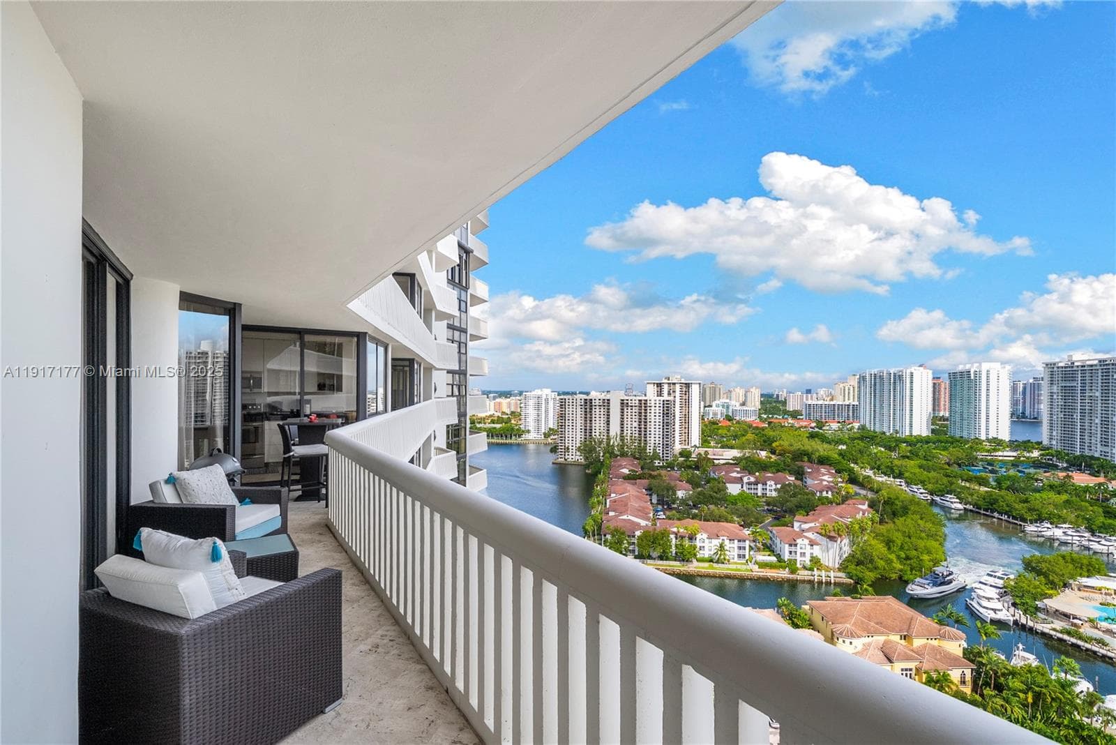 1000 ISL BLVD WILLIAMS IS · #2407 in Aventura - Photo 26