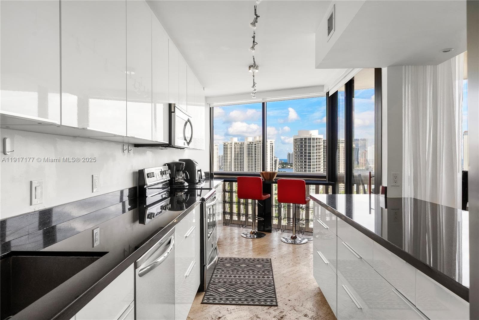 1000 ISL BLVD WILLIAMS IS · #2407 in Aventura - Photo 9
