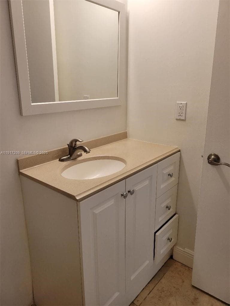 ROYAL POINCIANA CONDO · #403 in Pompano Beach - Photo 7