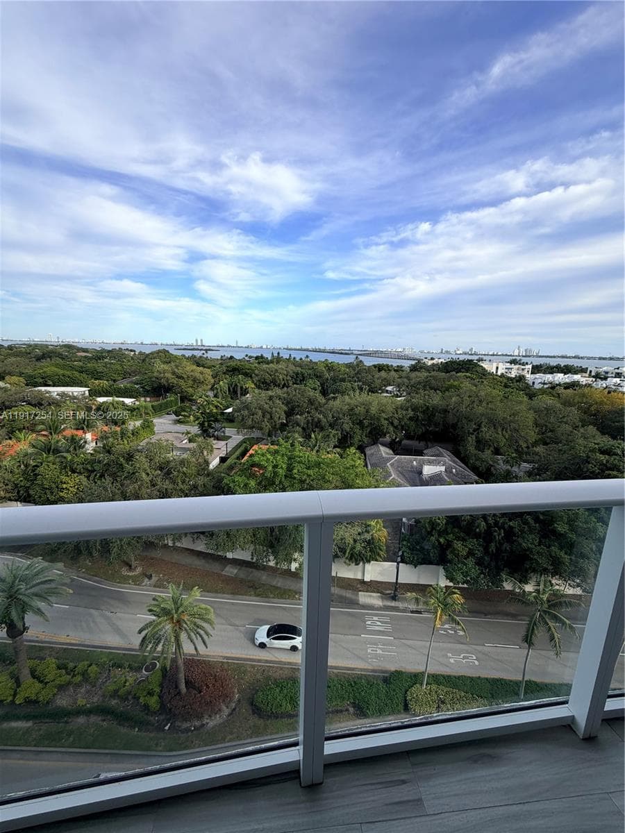BALTUS HOUSE · #902 in Miami - Photo 2