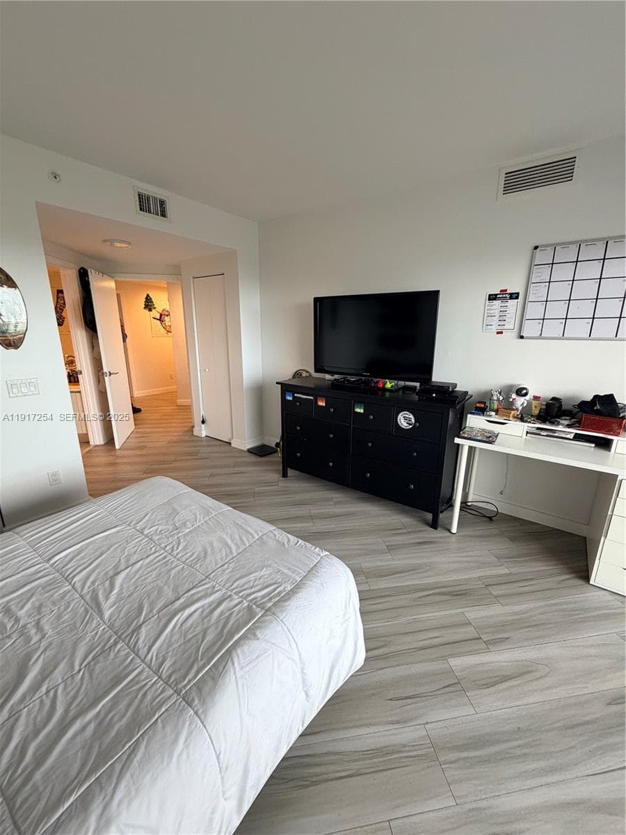 BALTUS HOUSE · #902 in Miami - Photo 12