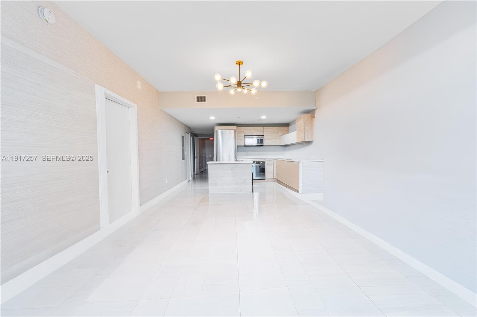 THE HARBOUR NORTH CONDO · #405 in North Miami Beach - Photo 2