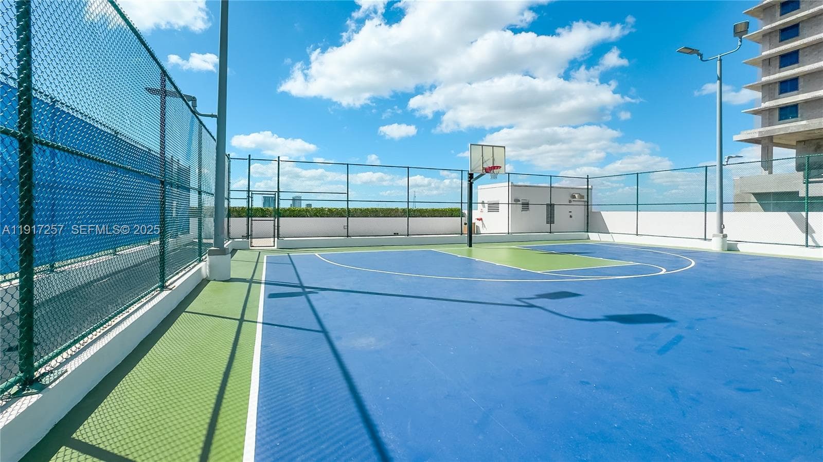 THE HARBOUR NORTH CONDO · #405 in North Miami Beach - Photo 30