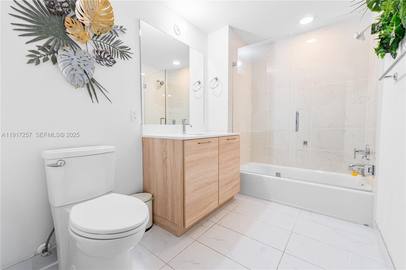 THE HARBOUR NORTH CONDO · #405 in North Miami Beach - Photo 18