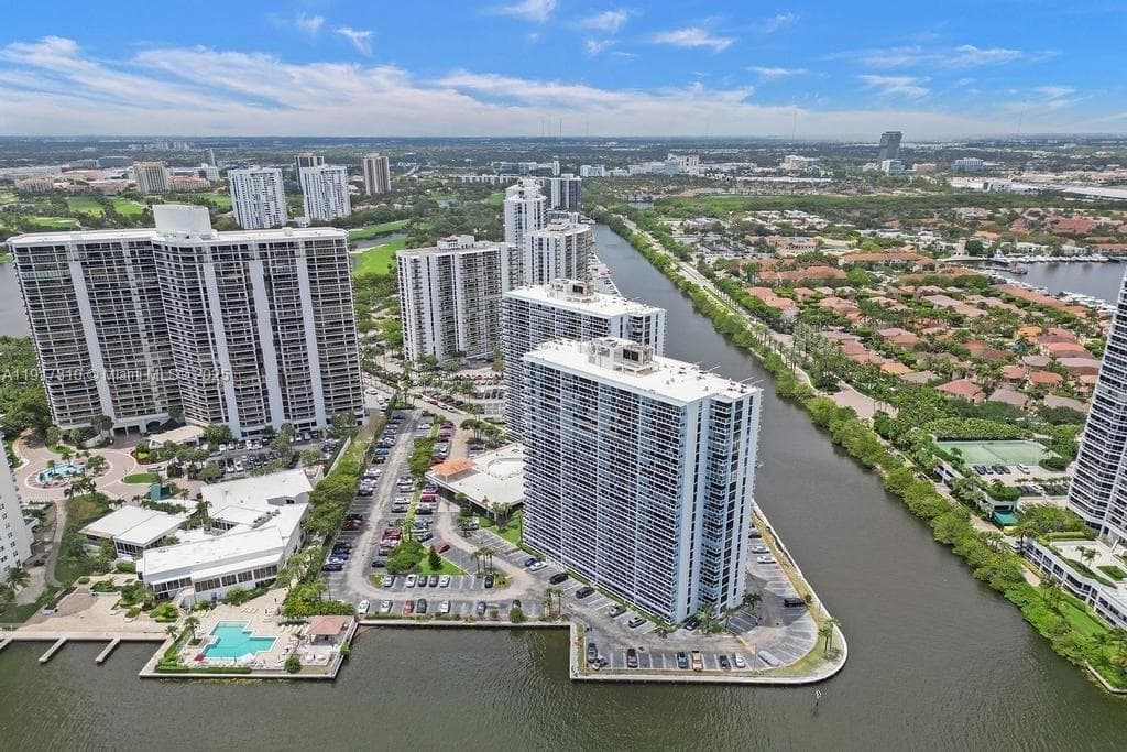 WATERVIEW CONDO · #336 in Aventura - Photo 42