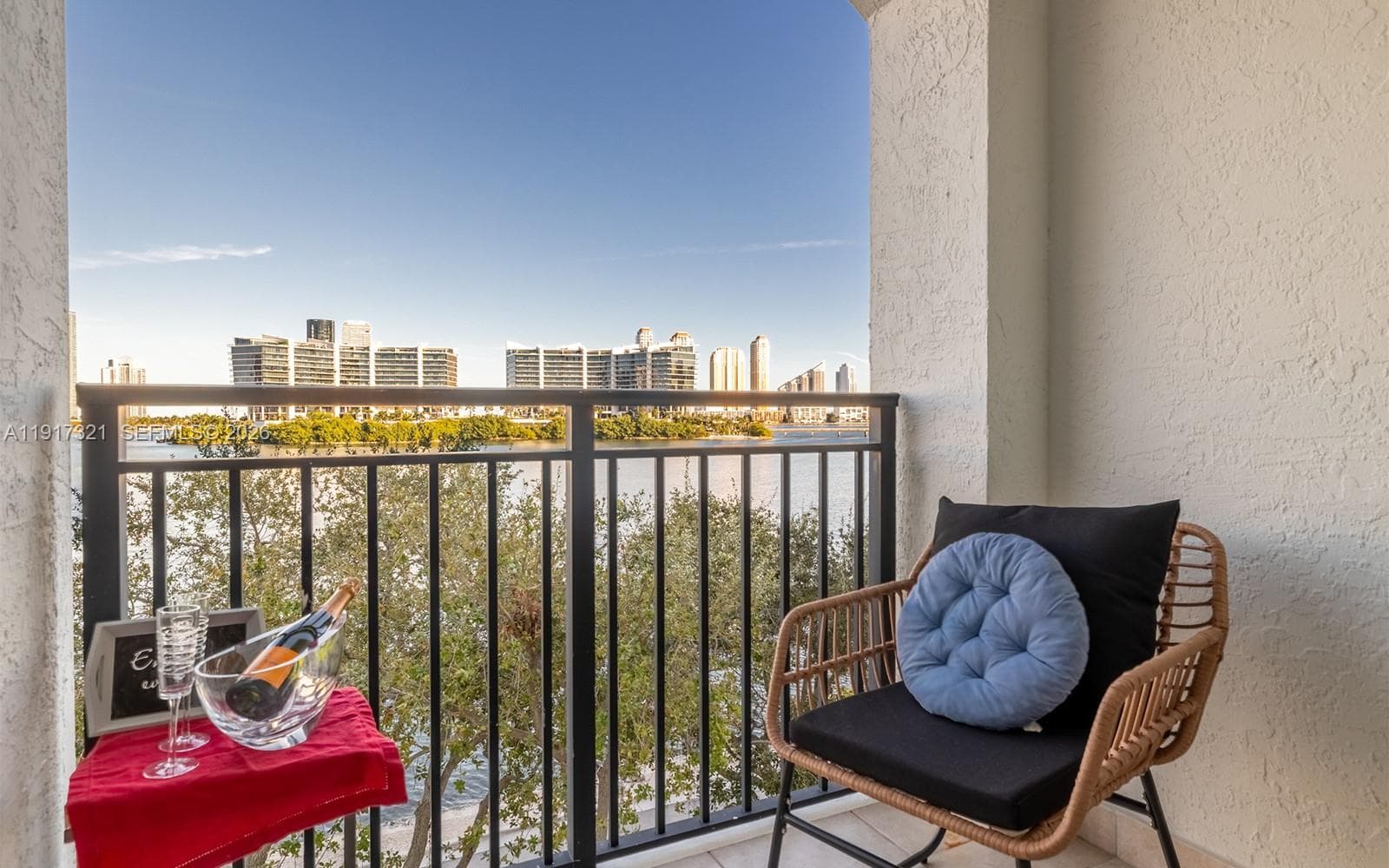 VILLAGE BY THE BAY CONDO · #12406 in Aventura - Photo 8