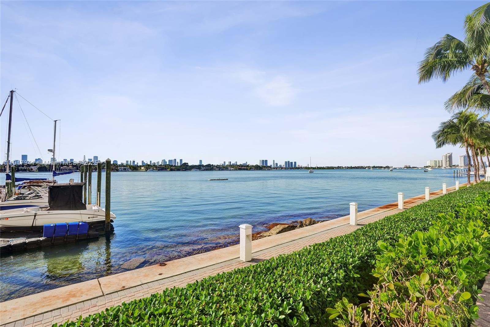 Bay walk