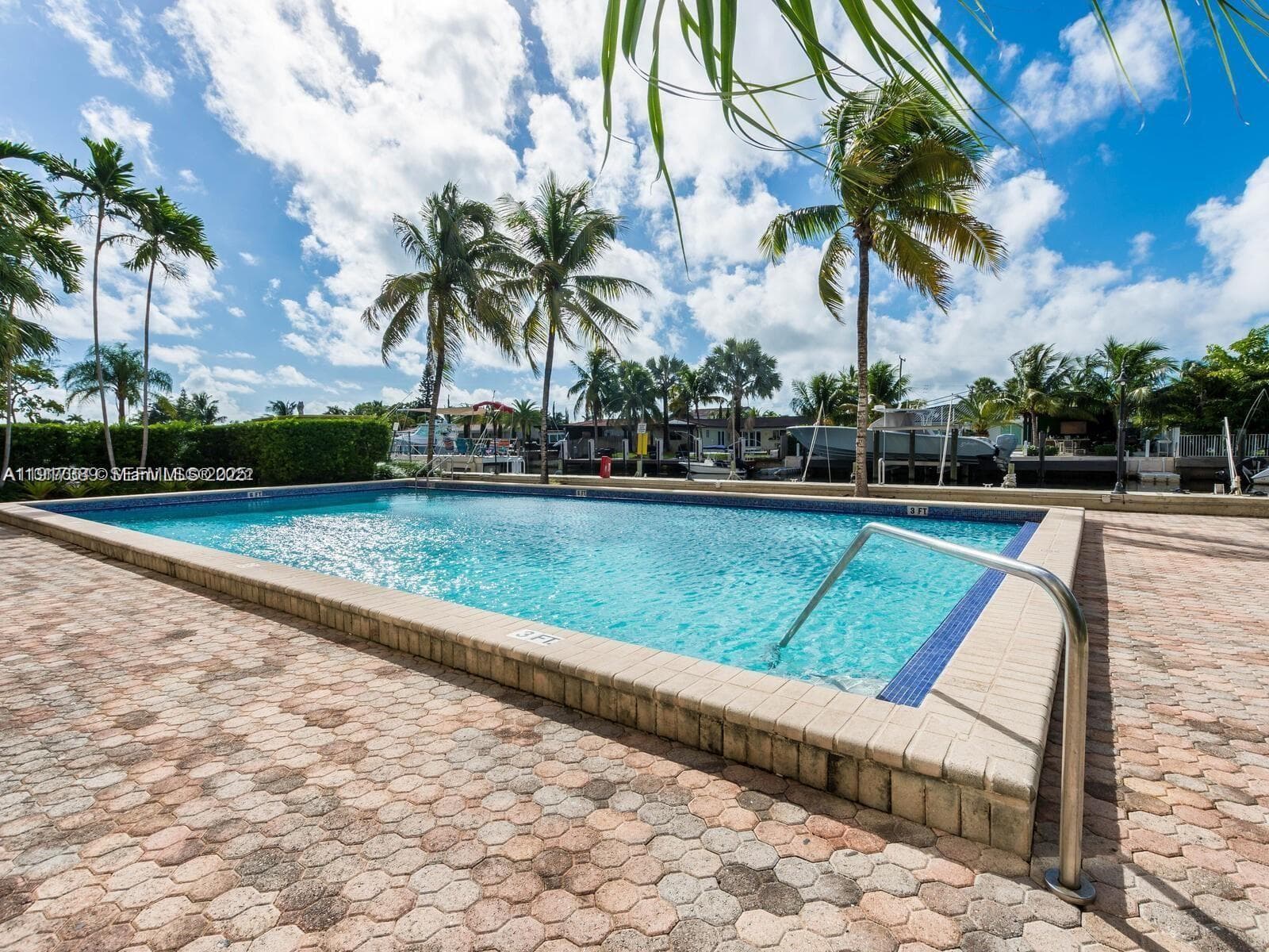 VECINO DEL MAR CONDO · #1501 in North Miami - Photo 13