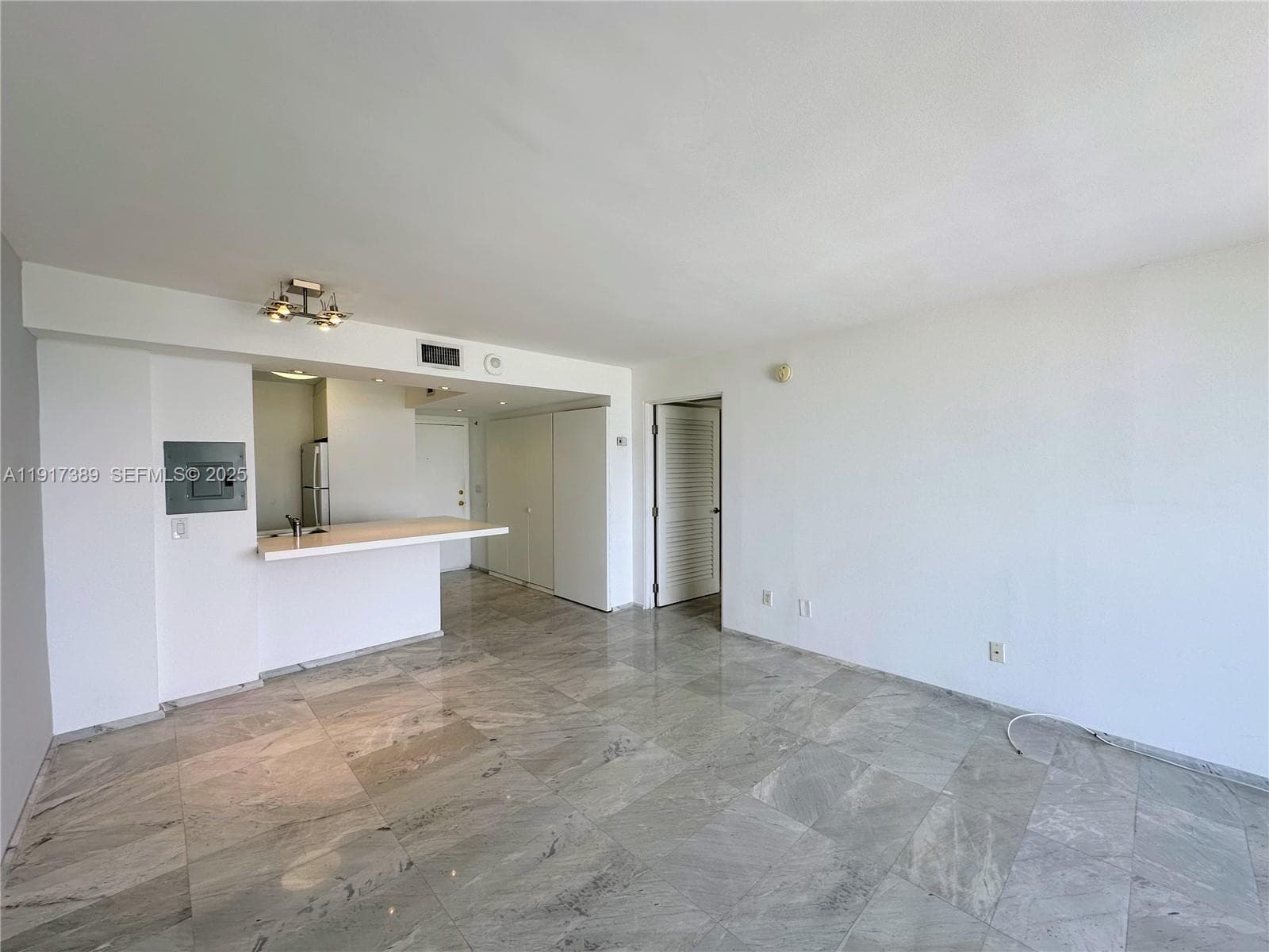 VECINO DEL MAR CONDO · #1501 in North Miami - Photo 1