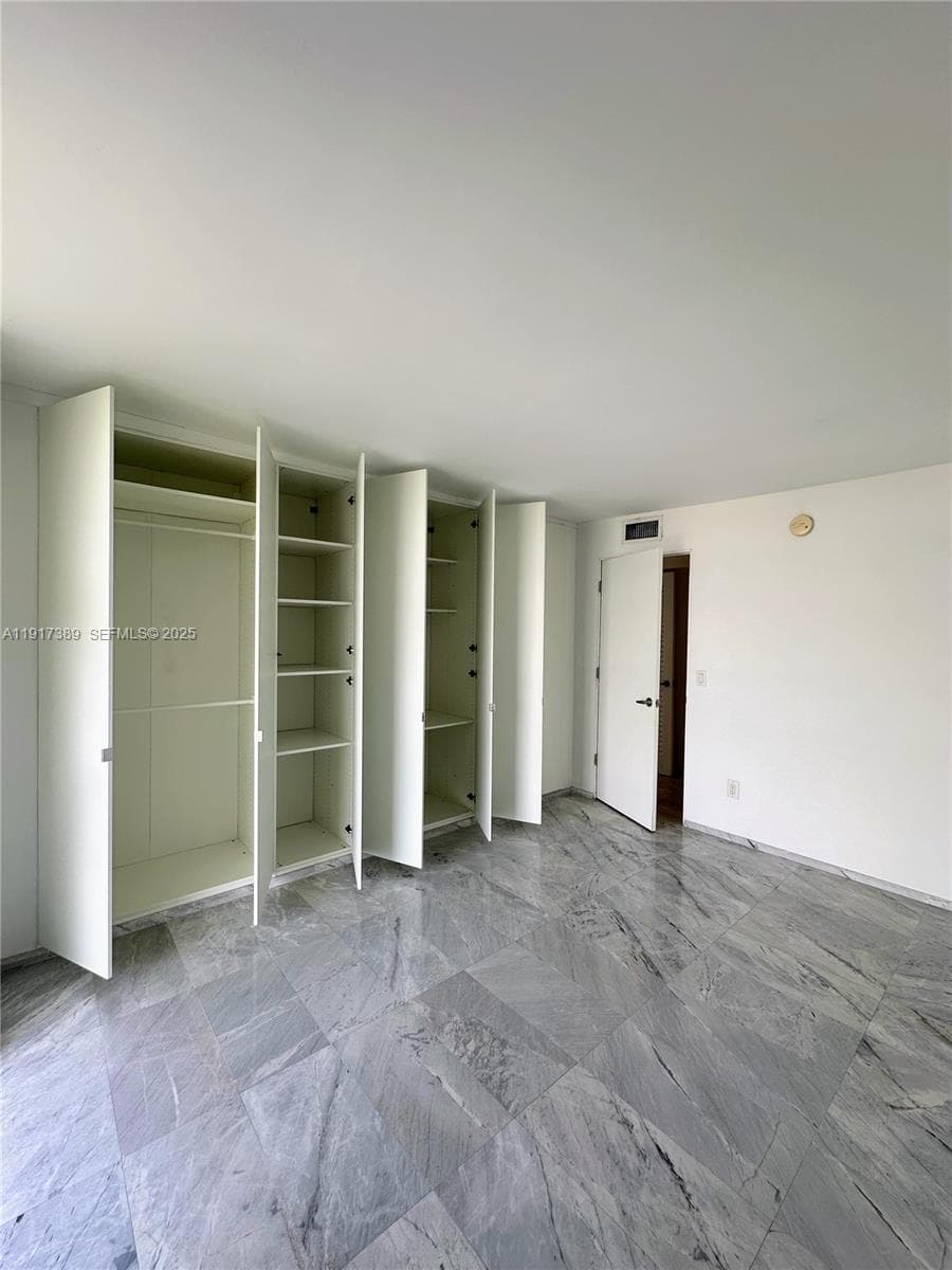 VECINO DEL MAR CONDO · #1501 in North Miami - Photo 10