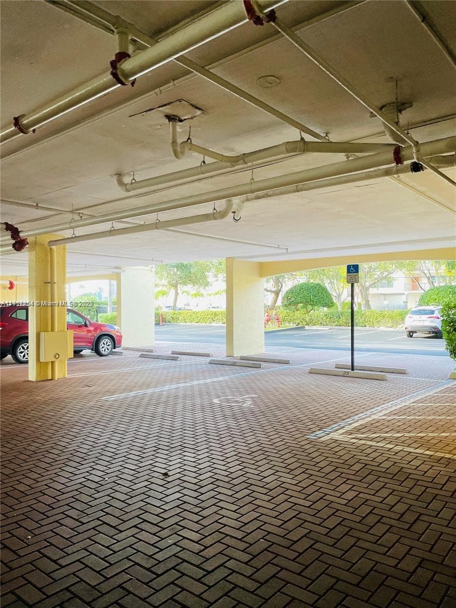HALLANDALE BEACH PRIVATE · #510 in Hallandale Beach - Photo 20