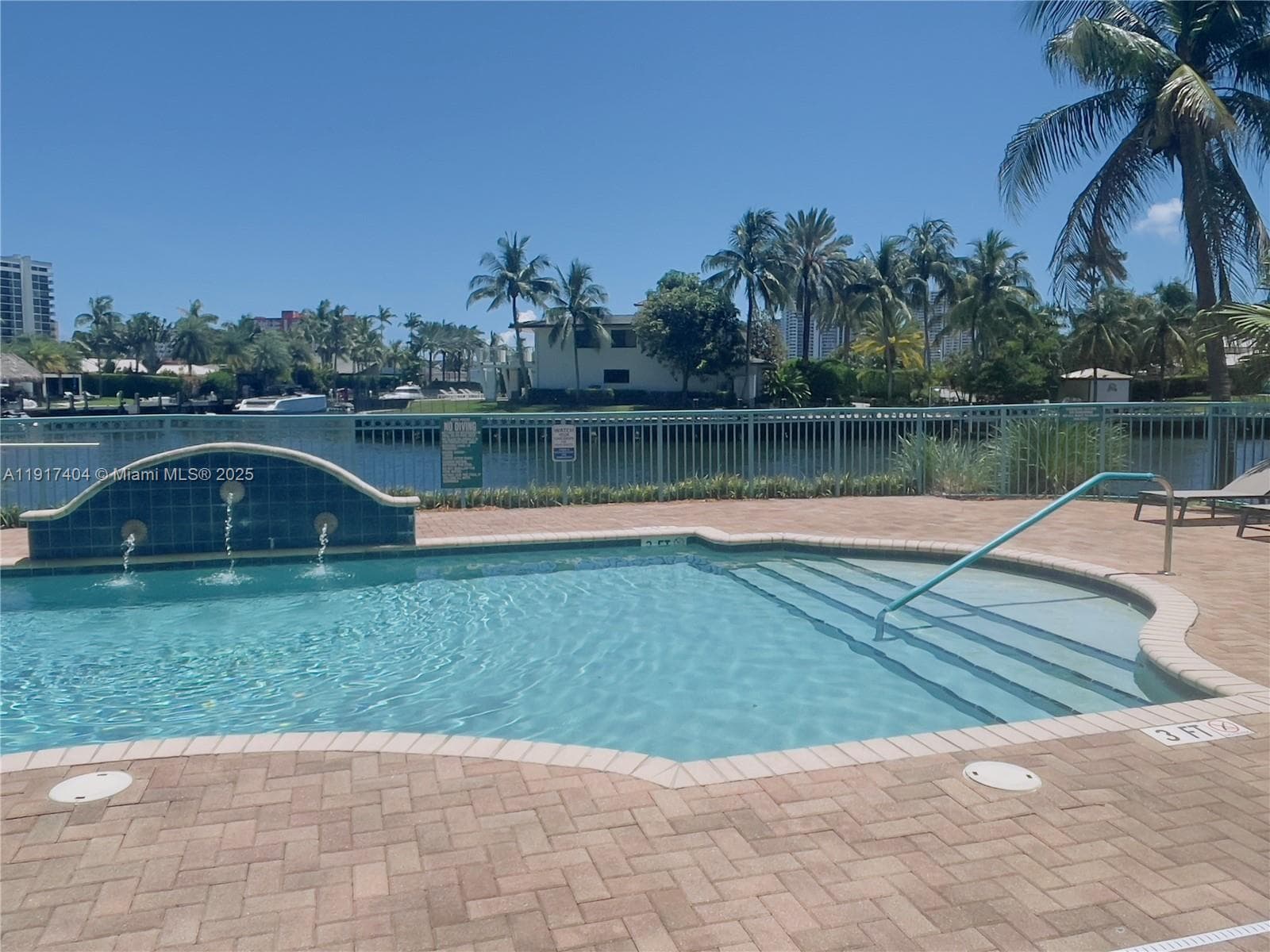 HALLANDALE BEACH PRIVATE · #510 in Hallandale Beach - Photo 19