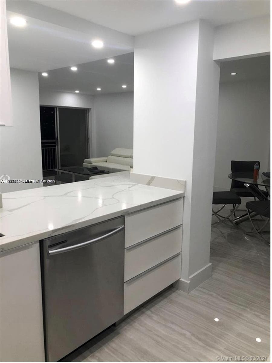 COASTAL TOWERS CONDO · #1111 in Sunny Isles Beach - Photo 6