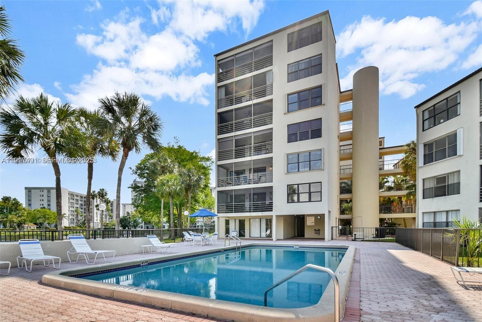 CYPRESS BEND I-A CONDO · #311 in Pompano Beach - Photo 2