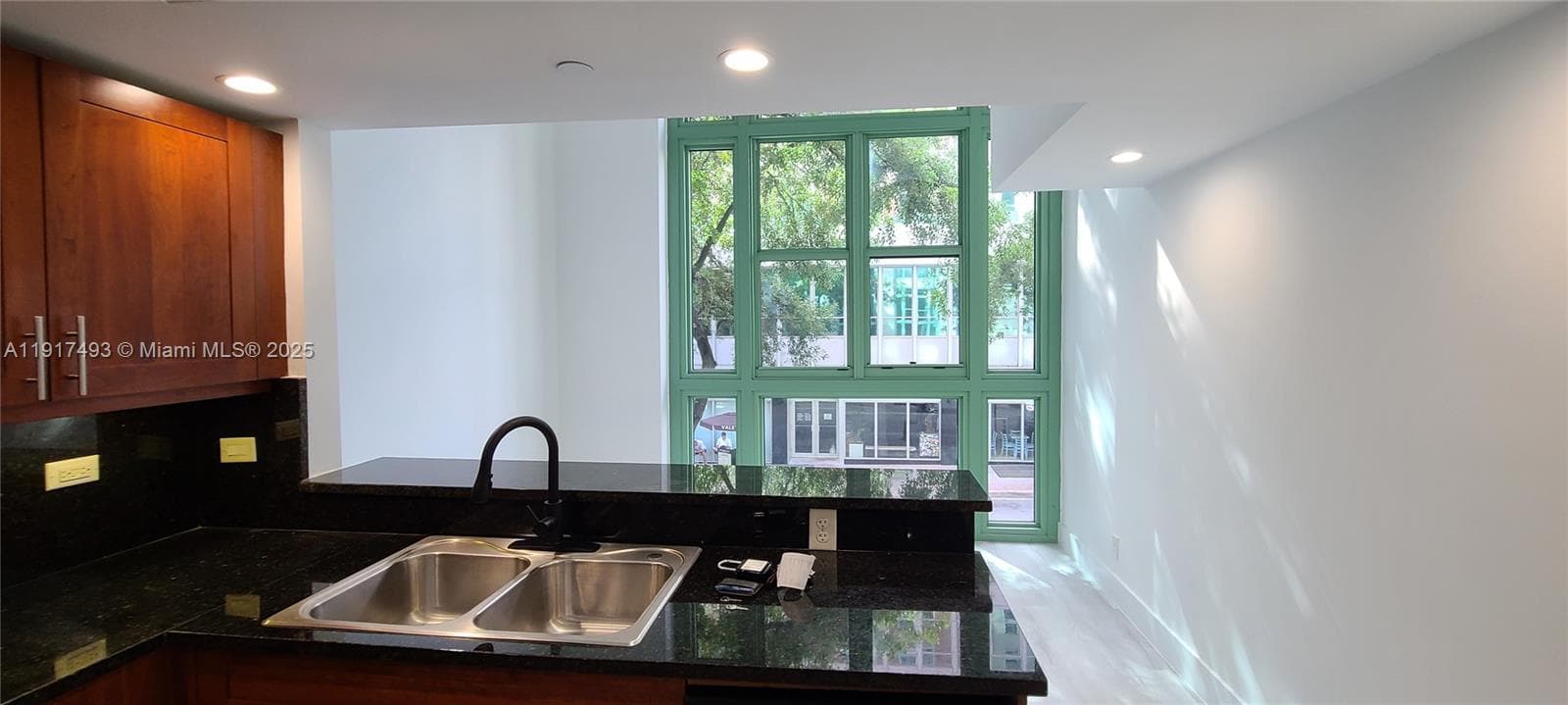 FLAGLER FIRST CONDO · #301 in Miami - Photo 3