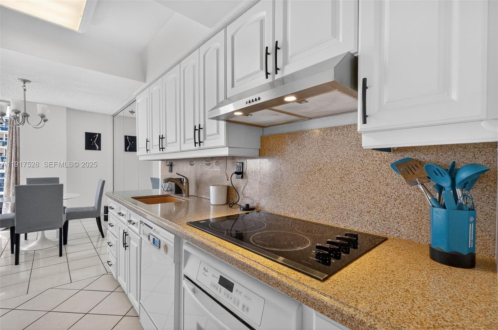 THE RIVIERA CONDO · #1103 in Miami Beach - Photo 16