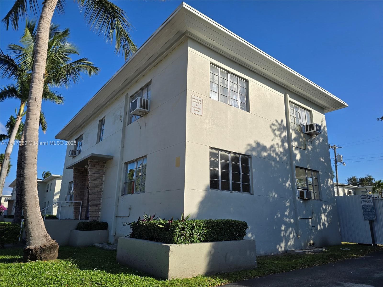 WINDS OF NOBE CONDO · #39 in Miami Beach - Photo 1