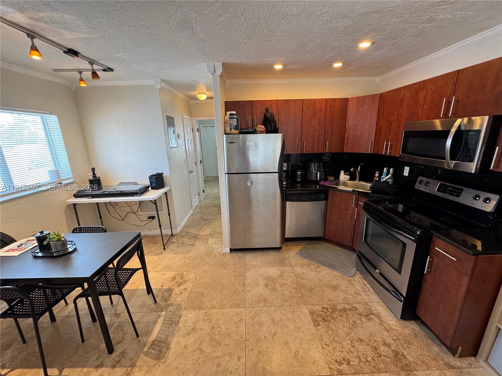 LUCAYA CONDO · #F8 in Fort Lauderdale - Photo 4