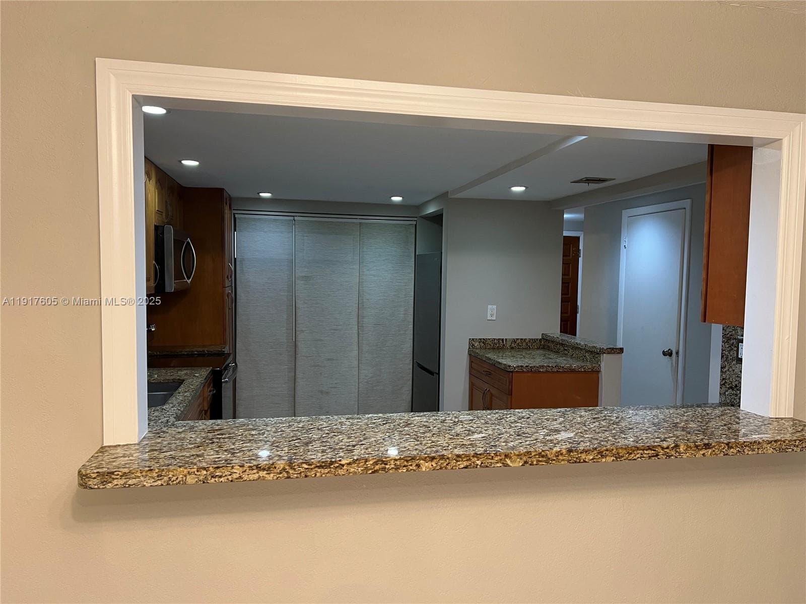 VILLAS OF AMBERWOOD · #36-4 in Doral - Photo 4