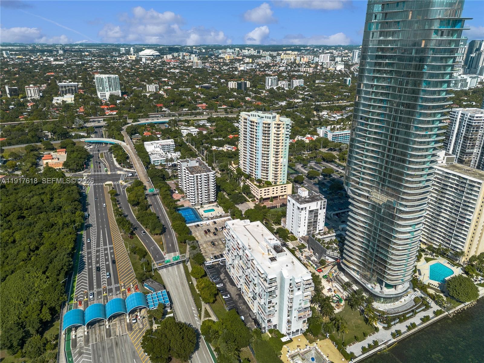 BRICKELL 25 CONDO · #1003 in Miami - Photo 38