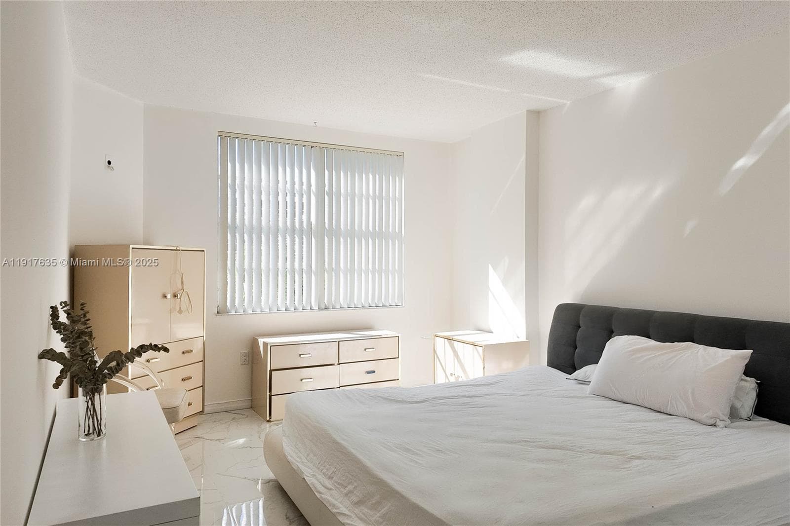 HEMISPHERES CONDO · #6M in Hallandale Beach - Photo 13