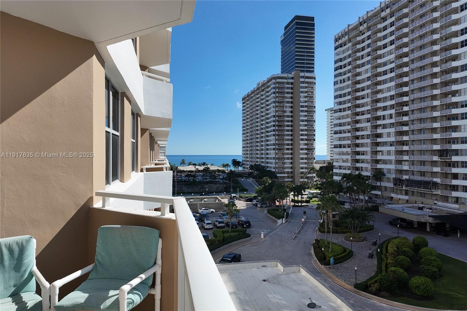 HEMISPHERES CONDO · #6M in Hallandale Beach - Photo 7