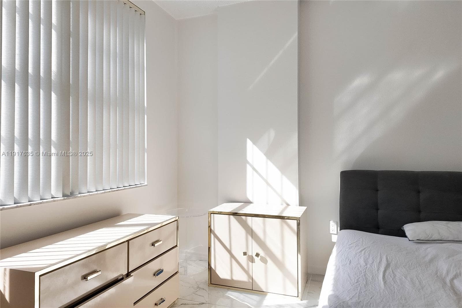 HEMISPHERES CONDO · #6M in Hallandale Beach - Photo 15