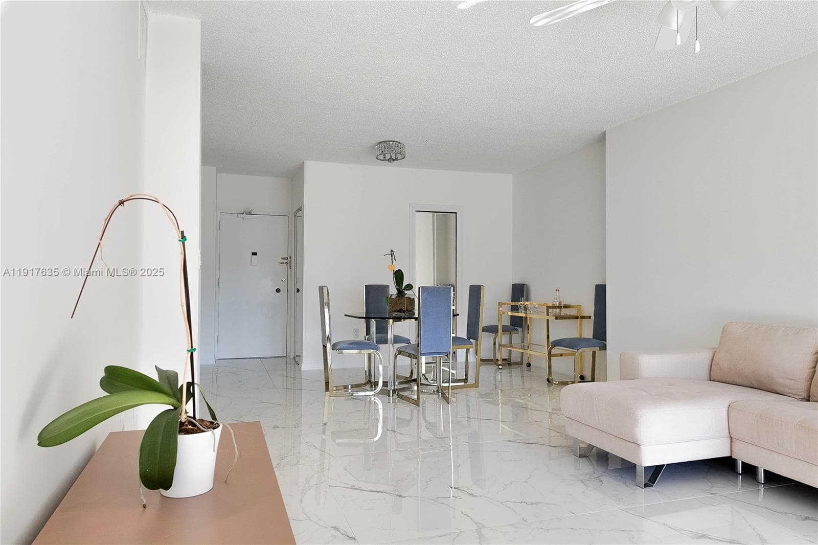 HEMISPHERES CONDO · #6M in Hallandale Beach - Photo 4