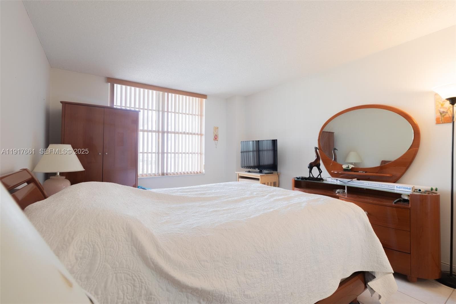 WINSTON TOWERS · #617 in Sunny Isles Beach - Photo 22
