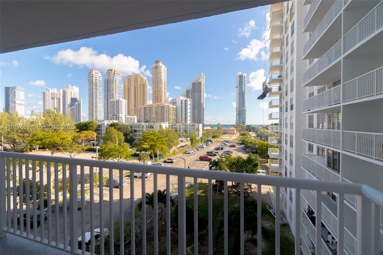 WINSTON TOWERS · #617 in Sunny Isles Beach - Photo 3