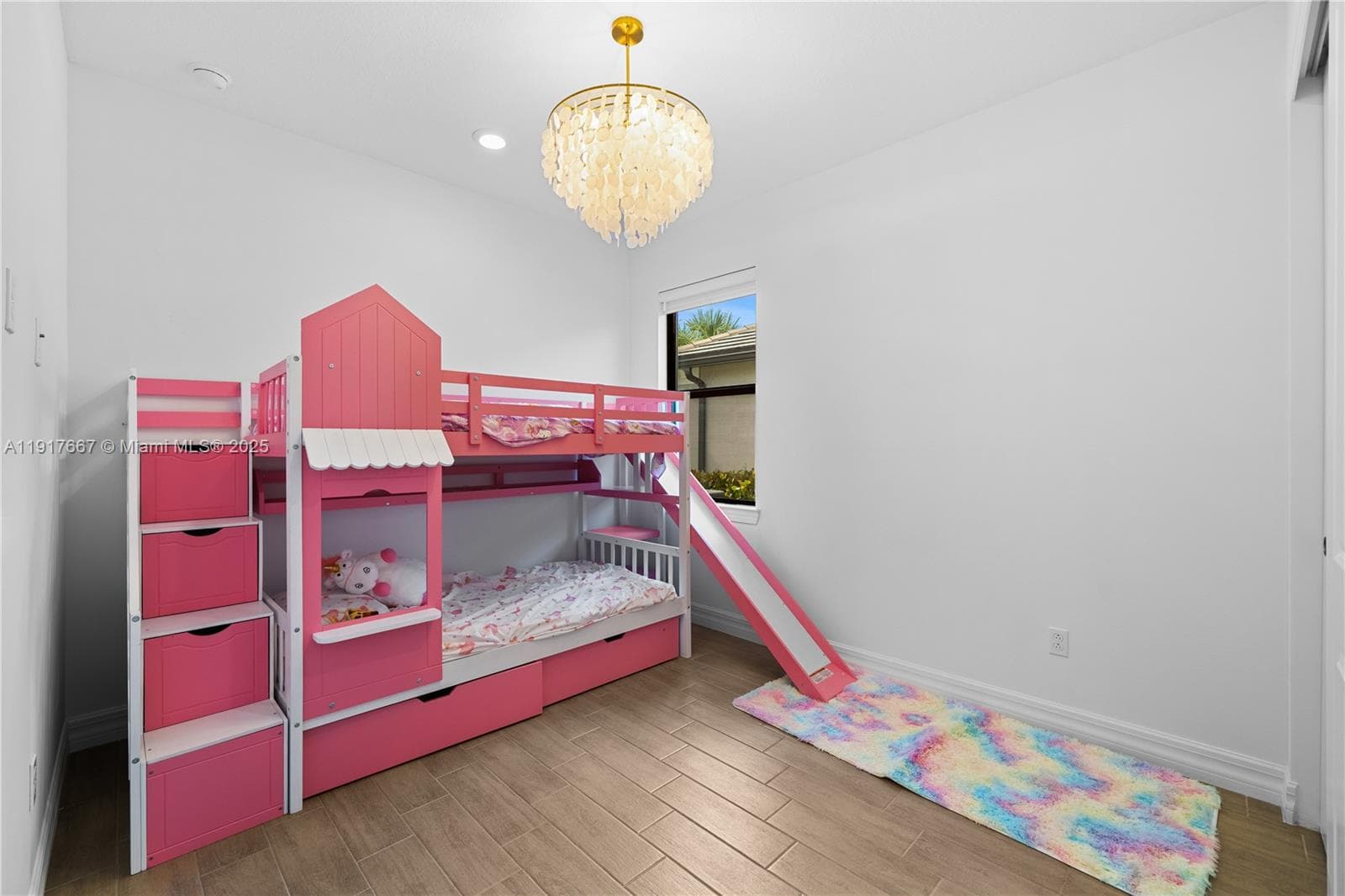 2715 Primrose Pl photo 21