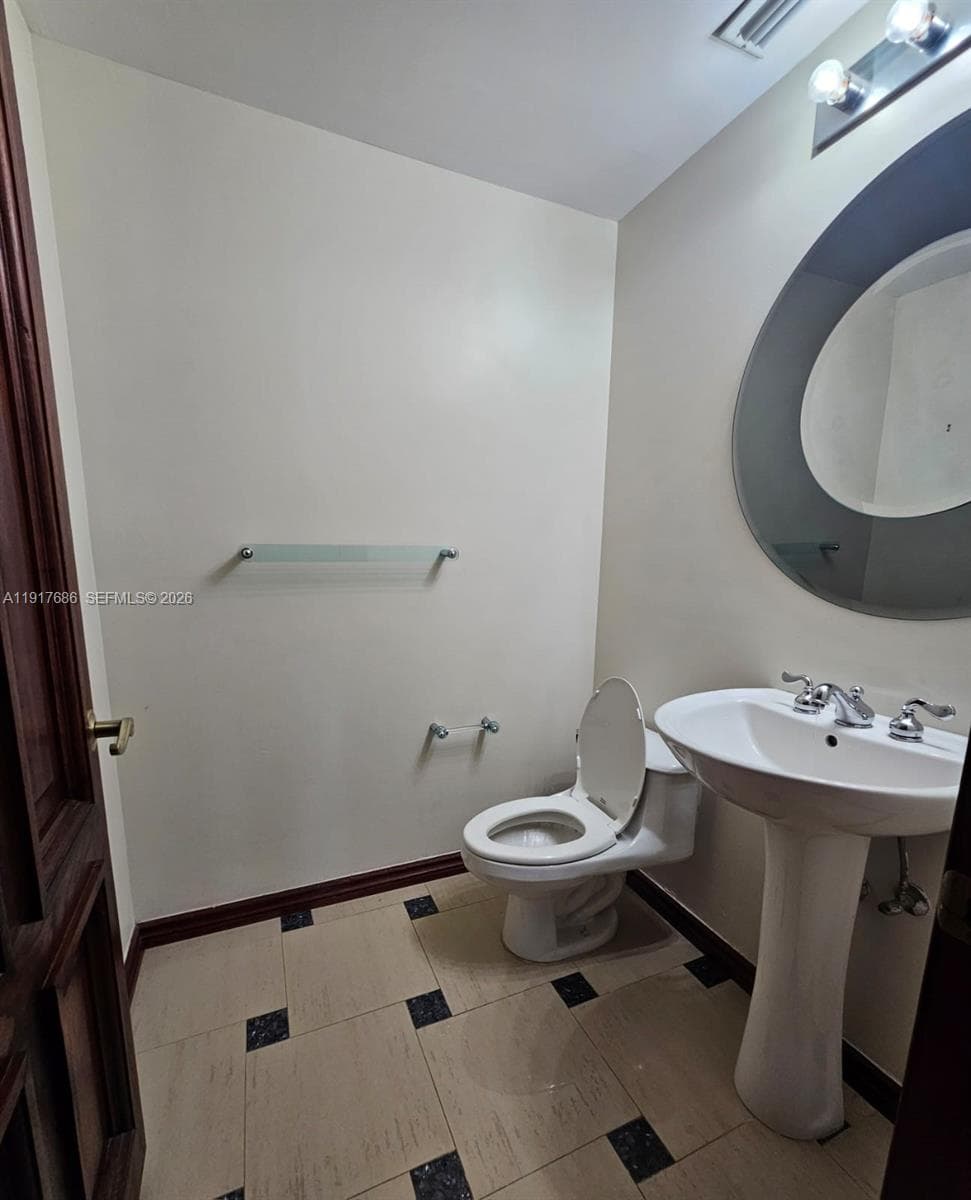 Atlantic III · #501 in Aventura - Photo 6